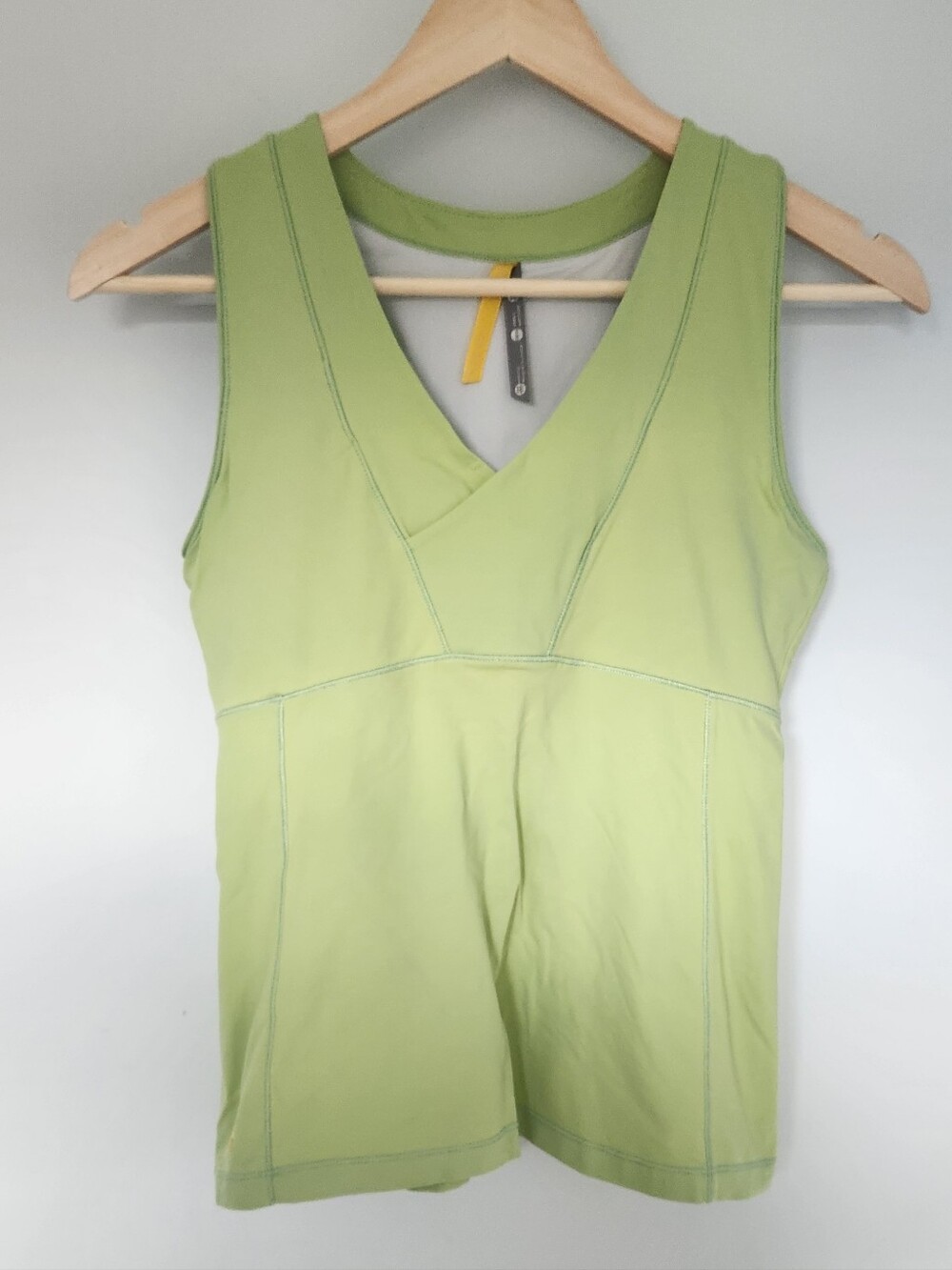 Lole Vneck Workout Top Lime Green